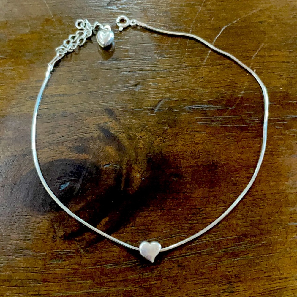 Beautiful, feminine sterling silver bracelet with 925 and Italy stamp on clasp